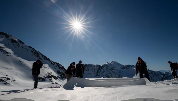 В Австрии ледник укутали в «одеяло» - «В мире»