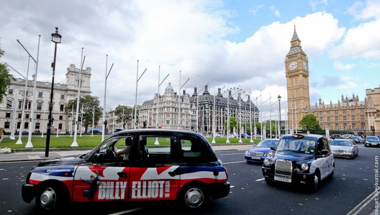 Британские автопроизводители просят отложить запрет на продажи традиционных автомобилей - «В мире»