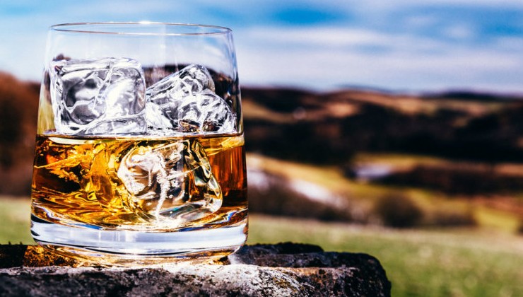 В Шотландии для производства виски будут использовать экологичную энергию - «В мире»