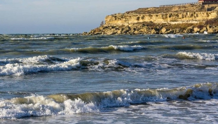 Администрация Махачкалы обвиняется в загрязнении Каспийского моря - «Экология России»