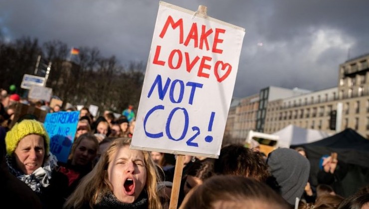 В Берлине прошёл многотысячный митинг, посвящённый проблемам климата - «В мире»