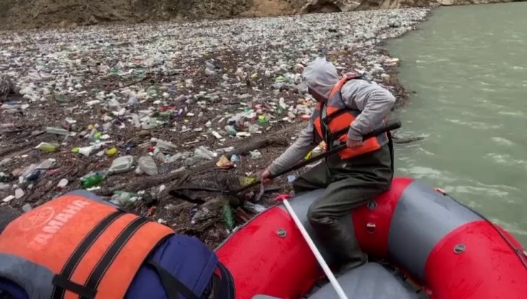 Объем наплыва мусора в дагестанской реке достиг 4 километров - «Экология России»
