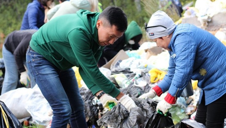 В Иркутске открылся супермаркет по продаже мусора с берегов Байкала - «Экология России»