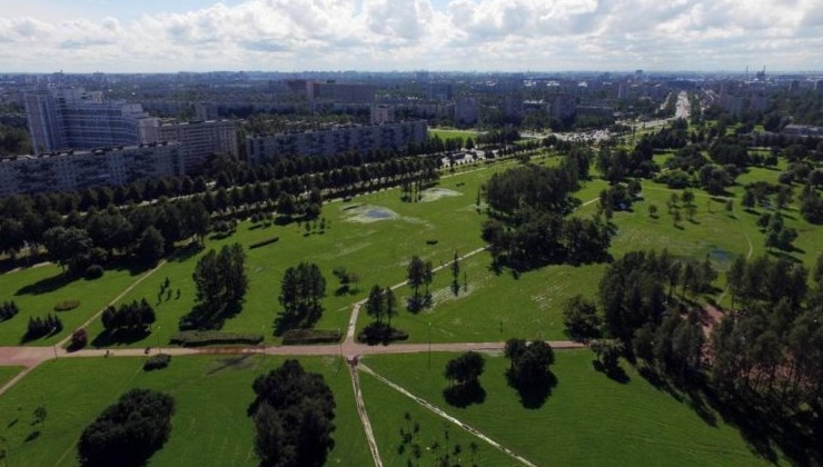 Жители Петербурга встали на защиту парка Сахарова - «Экология России»