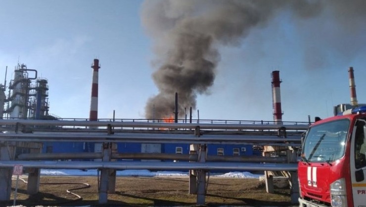 На территории Рязанской нефтеперерабатывающей компании сегодня случился пожар - «Экология России»