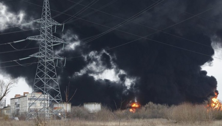 «Зелёные» требуют провести рекультивацию почвы вокруг нефтебазы в Белгороде - «Экология России»