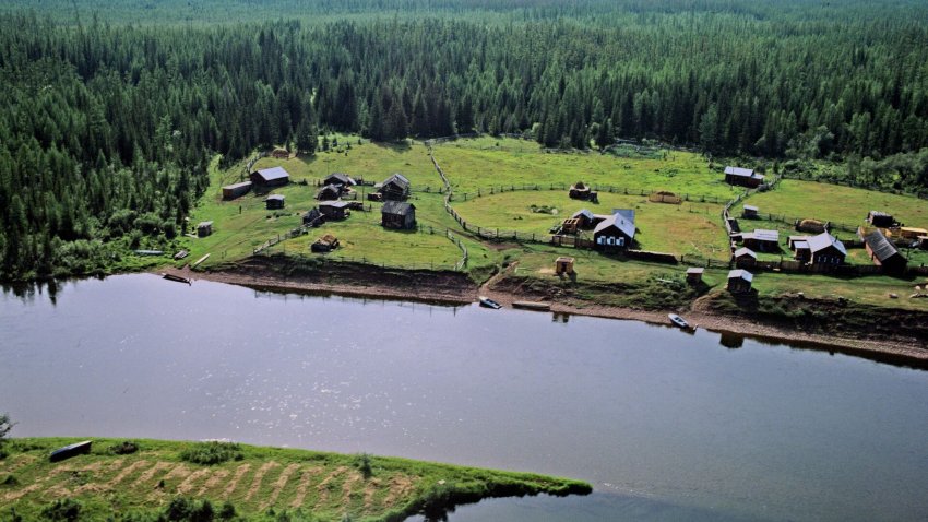 Прокуратура Якутии выяснит причины загрязнения реки Лены нефтепродуктами - «Экология»