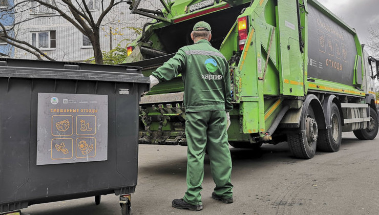 К системе контроля подключили 5 тысяч мусоровозов страны - «Экология России»