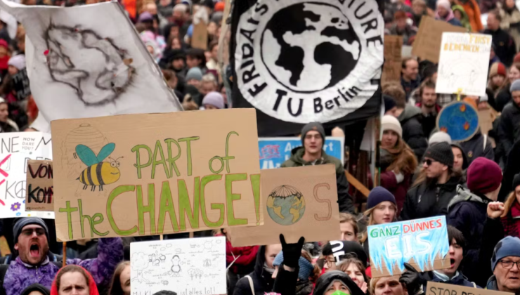 Европейские климатические активисты: деторождение вредно для климата - «В мире»