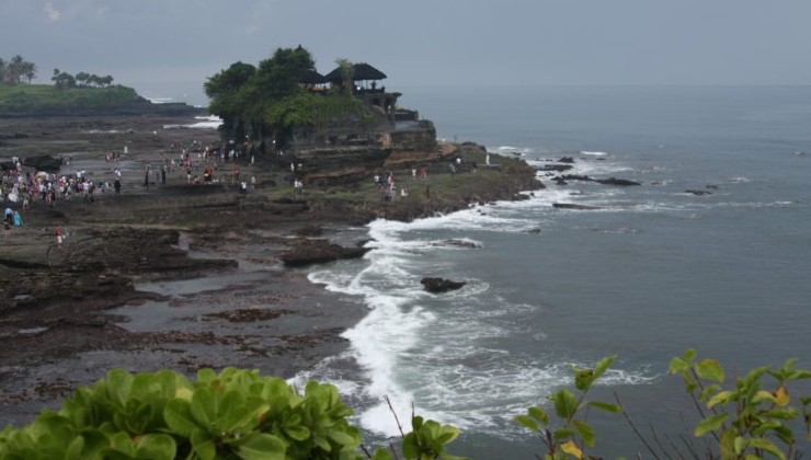 Жители Бали требуют от властей ответственности за ущерб от наводнений - «В мире»