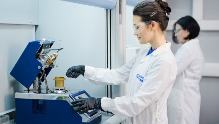 SAF-топливо «Газпром нефти» прошло стендовые испытания на реактивном двигателе - «Зеленая Экономика»